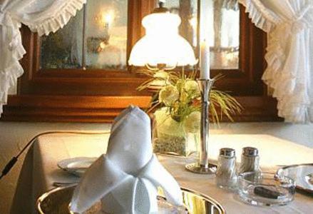 Hotel-Restaurant Esbach Hof Kitzingen Bagian luar foto