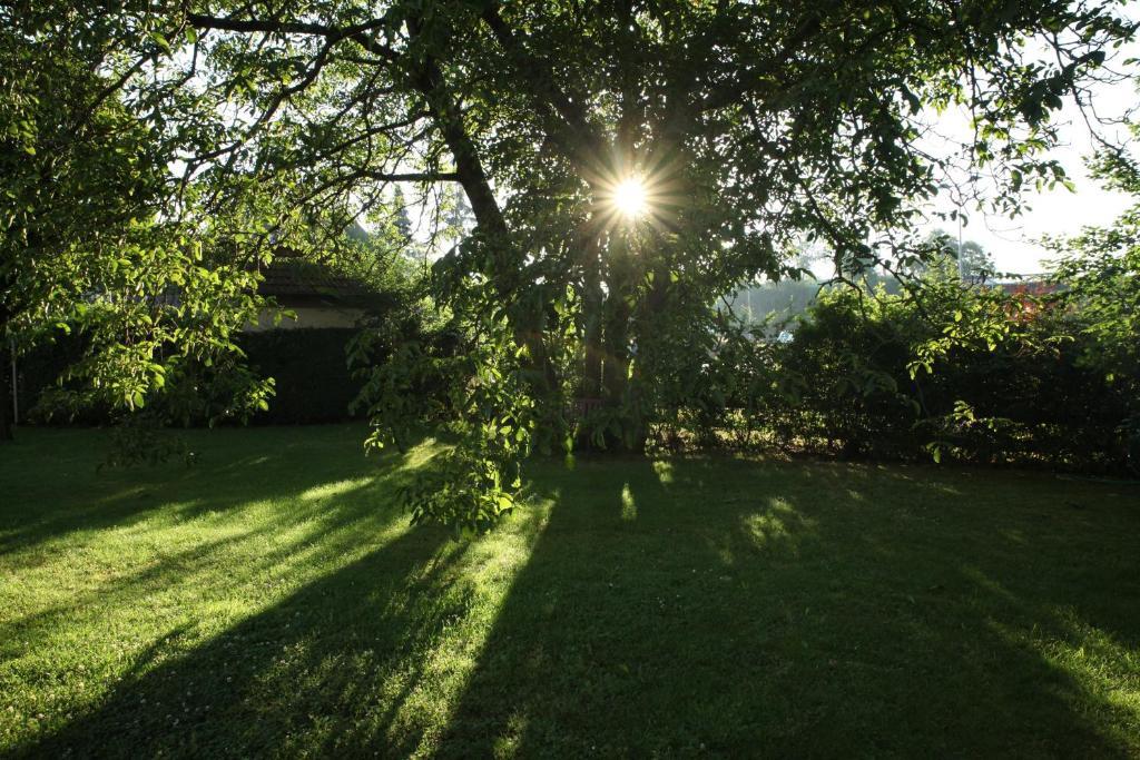 Hotel-Restaurant Esbach Hof Kitzingen Bagian luar foto