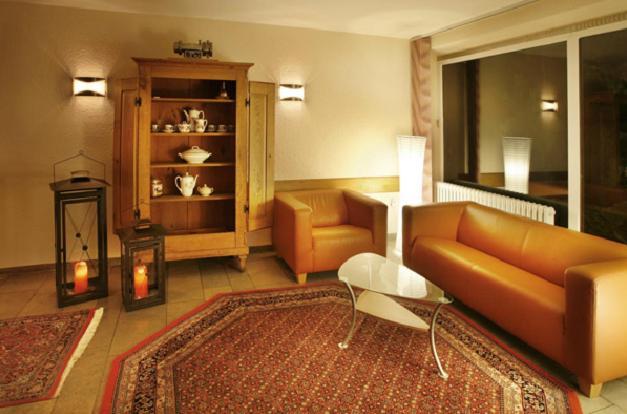 Hotel-Restaurant Esbach Hof Kitzingen Bagian luar foto