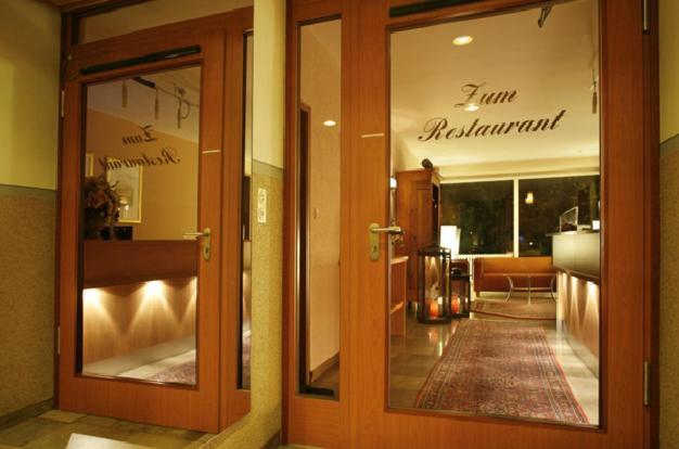 Hotel-Restaurant Esbach Hof Kitzingen Bagian luar foto